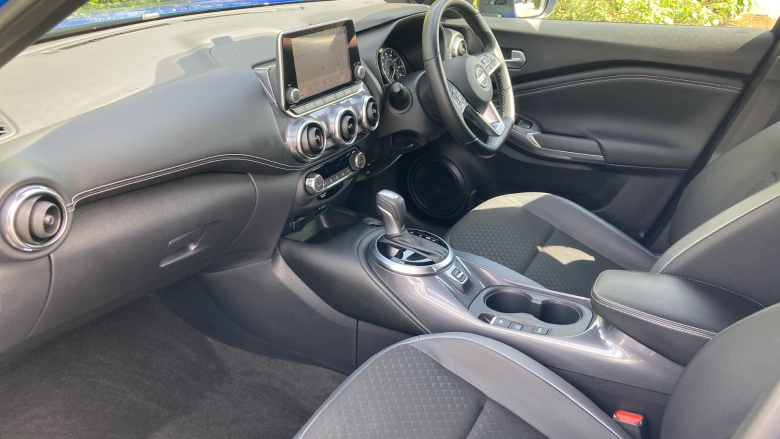 Nissan Juke 1.6 Hybrid N-Connecta 5dr Auto Hybrid Hatchback